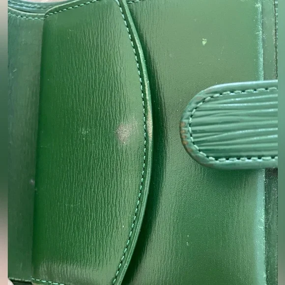 Louis Vuitton Epi Leather Wallet 💚 - Picture 9 of 16